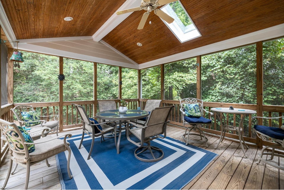 Screen Porch