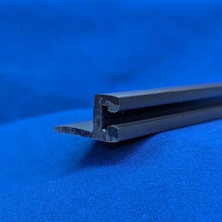 SNAPP screen Track - Black PVC porch screening track 1